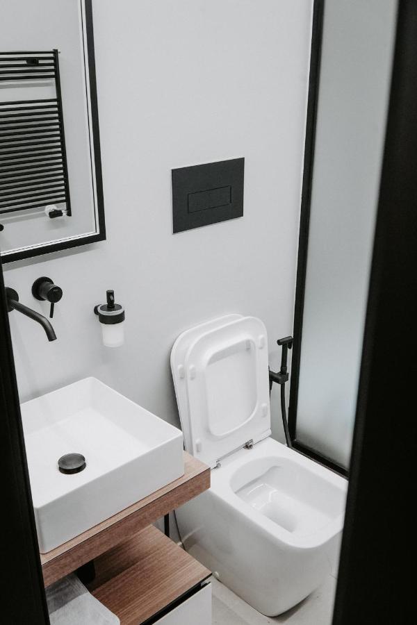 Dislocati Bnb - Jacuzzi Privata - Cucina - Tv60" - Minimal Luxury Marigliano Exteriér fotografie