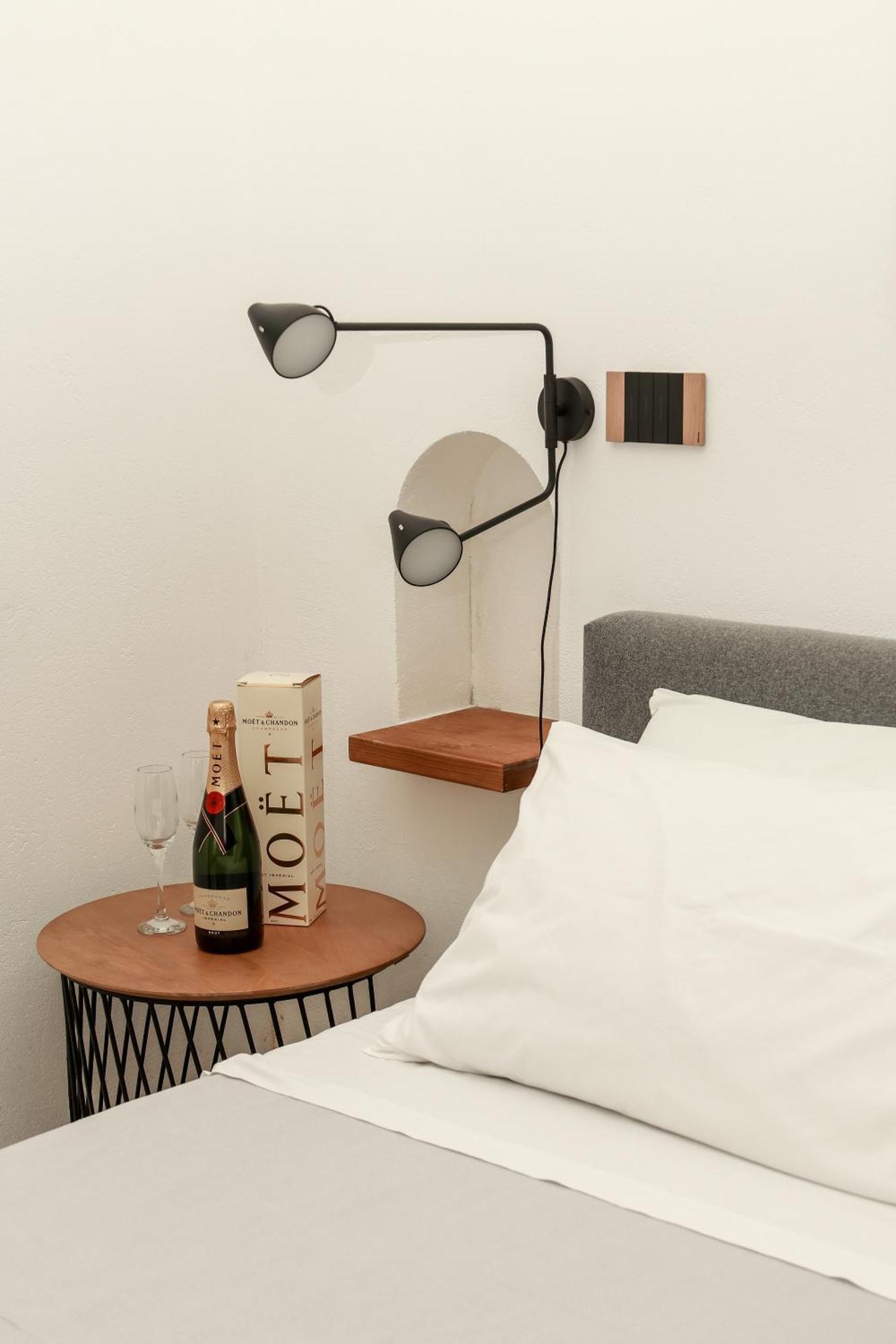 Dislocati Bnb - Jacuzzi Privata - Cucina - Tv60" - Minimal Luxury Marigliano Exteriér fotografie